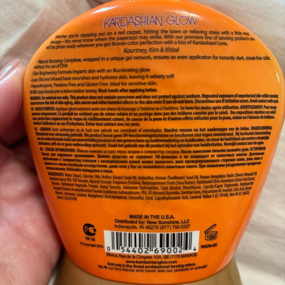 Kardashian Glow Bronzer Tanning Lotion HTF - Picture 4 of 8